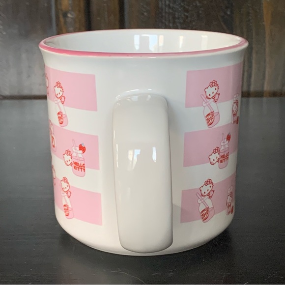 Hello Kitty Strawberry Milk Ceramic Mug - Picture 7 of 8